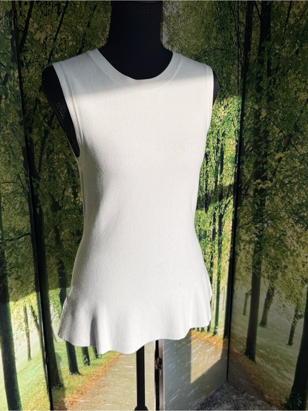 Ann Taylor Cream Sleeveless Knit Top Peplum Hem NWT XS Career Classic
